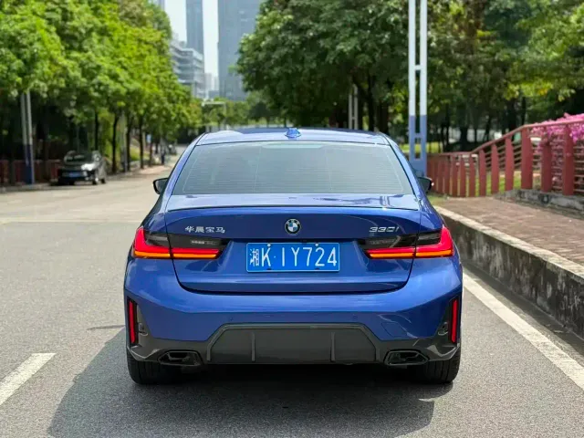 BMW 3 Series — Фото автомобиля 9