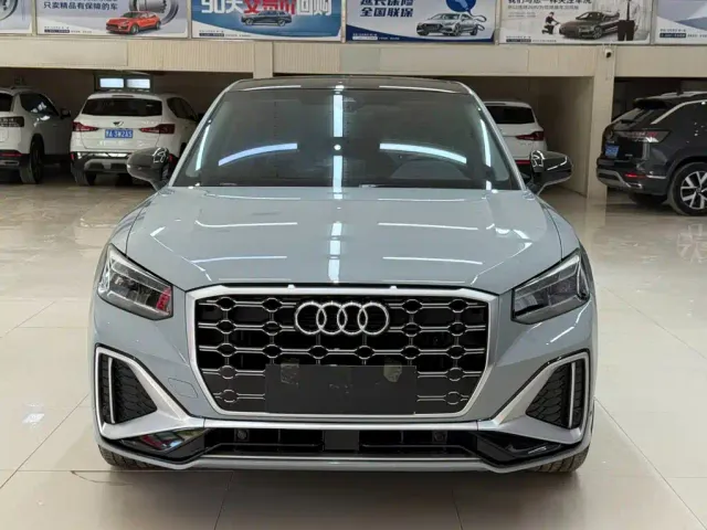 Audi Q2L — Фото автомобиля 2