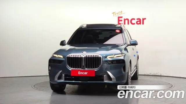 BMW X7 — Фото автомобиля 3