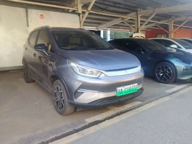BYD Yuan Pro — Фото автомобиля 3