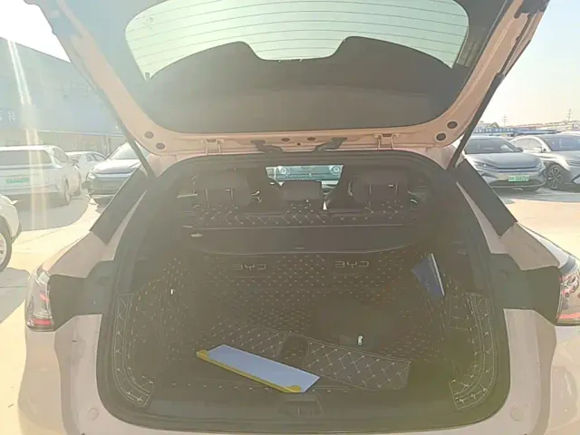 BYD Seal 06 GT — Фото автомобиля 18