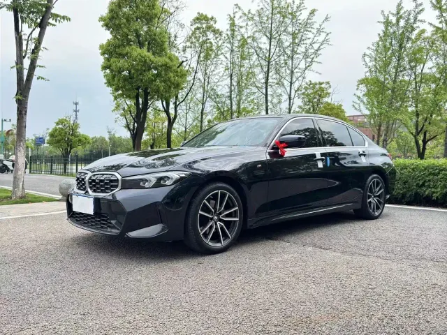 BMW 3 Series — Фото автомобиля 3