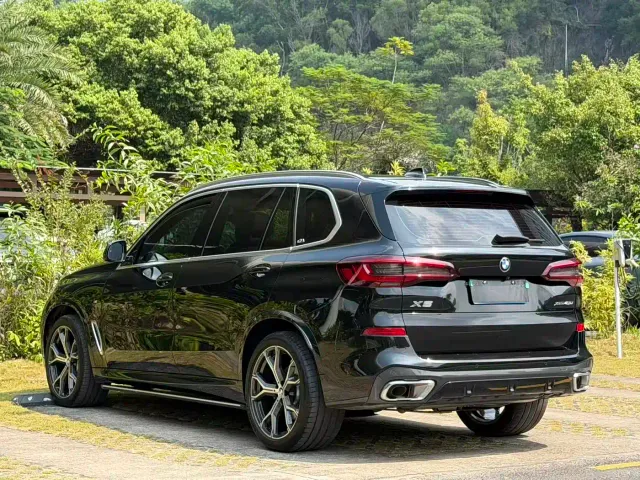 BMW X5 — Фото автомобиля 15