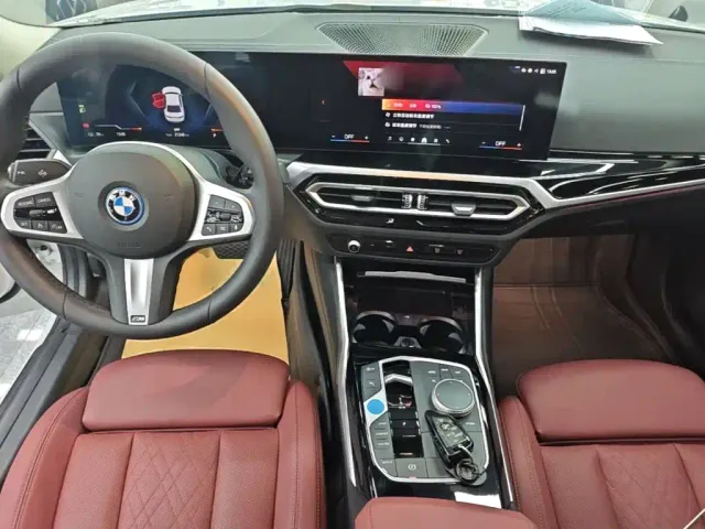 BMW i3 — Фото автомобиля 9