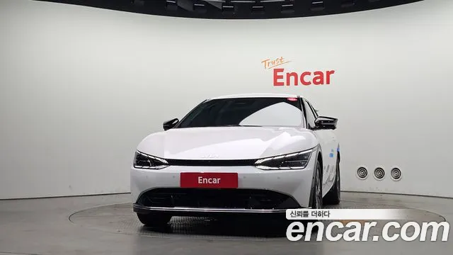 Kia EV6 — Фото автомобиля 3