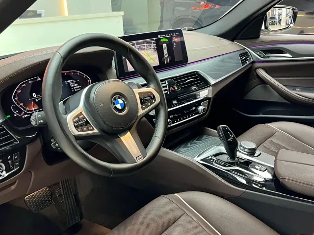 BMW 5 Series — Фото автомобиля 8