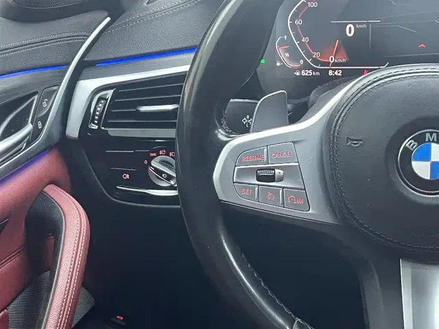 BMW 5 Series — Фото автомобиля 15