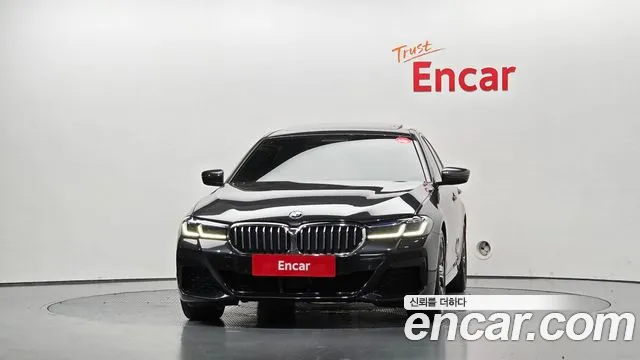BMW 5-Series — Фото автомобиля 2