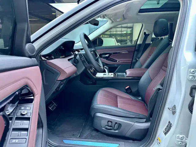 Land Rover Range Rover Evoque — Фото автомобиля 7