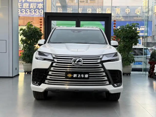 Lexus LX — Фото автомобиля 2
