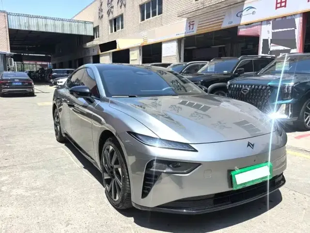 Dongfeng eπ 007 — Фото автомобиля 3