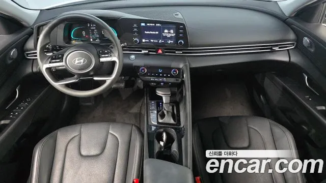 Hyundai Avante CN7 — Фото автомобиля 7