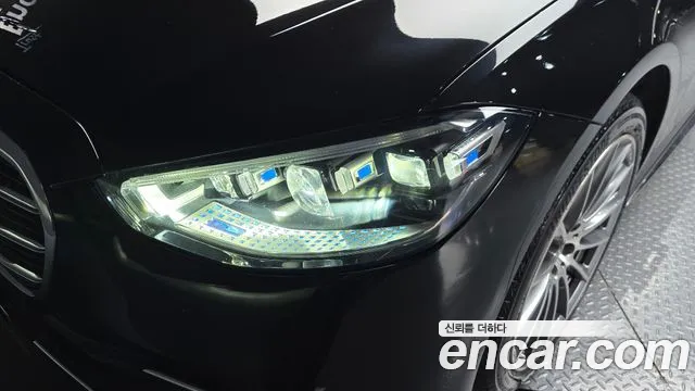 Mercedes-Benz S-Class — Фото автомобиля 21