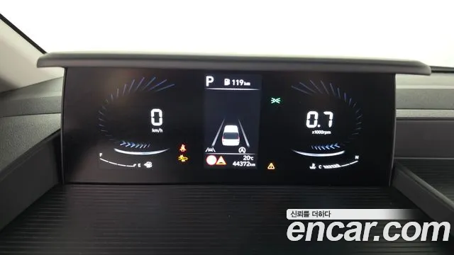 Hyundai Staria — Фото автомобиля 8