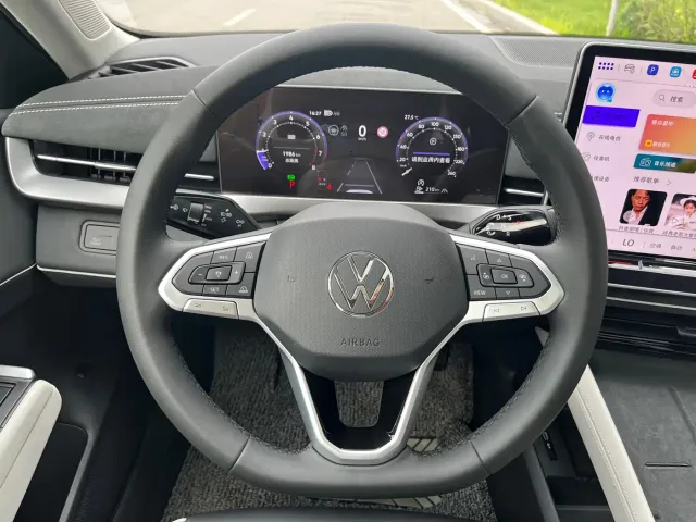 Volkswagen Sagitar — Фото автомобиля 5