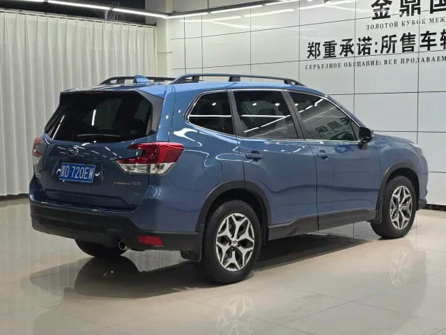 Subaru Forester — Фото автомобиля 6
