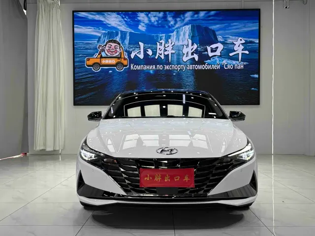 Hyundai Elantra — Фото автомобиля 2
