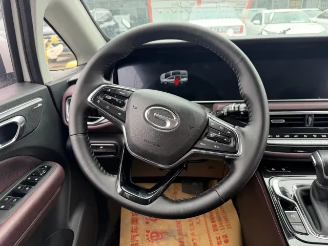 GAC Trumpchi M6 — Фото автомобиля 7