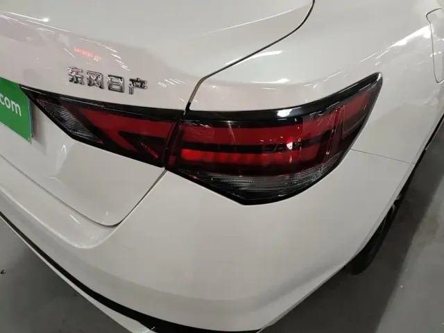 Nissan Sylphy — Фото автомобиля 23