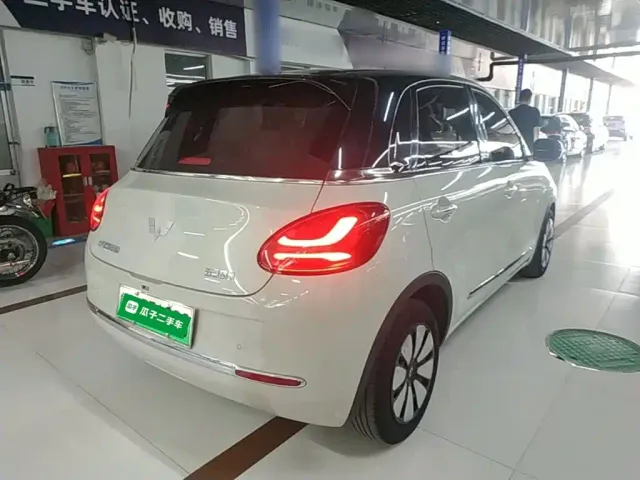 Wuling Bingo — Фото автомобиля 6