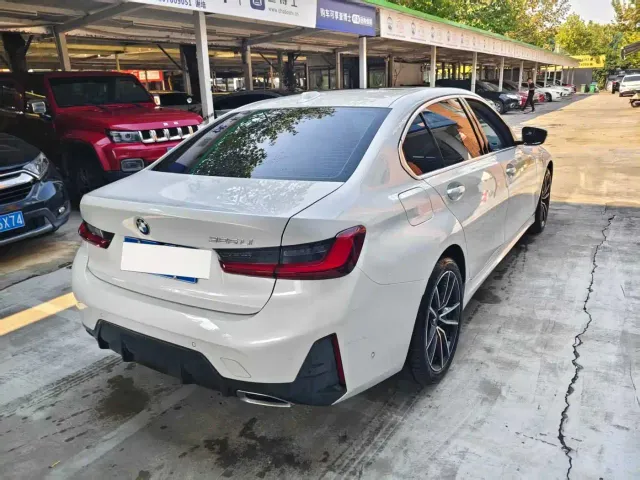 BMW 3 Series — Фото автомобиля 7