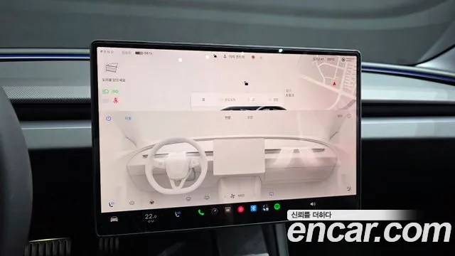 Tesla Model 3 — Фото автомобиля 20