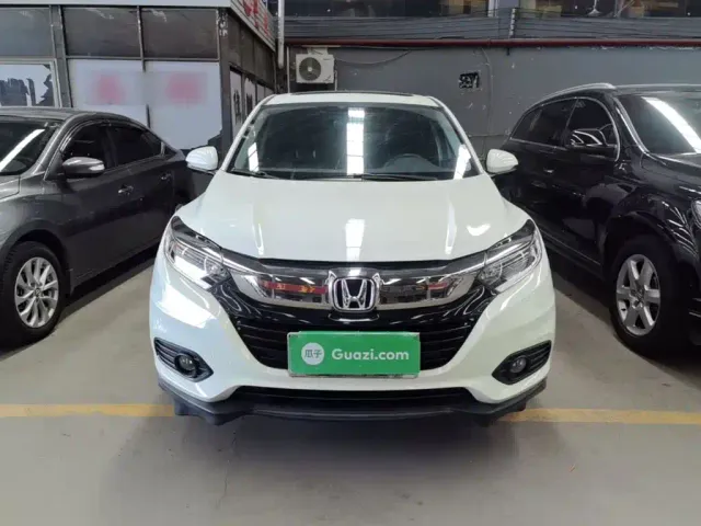 Honda Vezel — Фото автомобиля 2