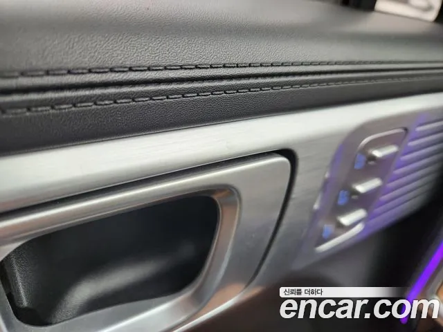 Hyundai Santafe — Фото автомобиля 10