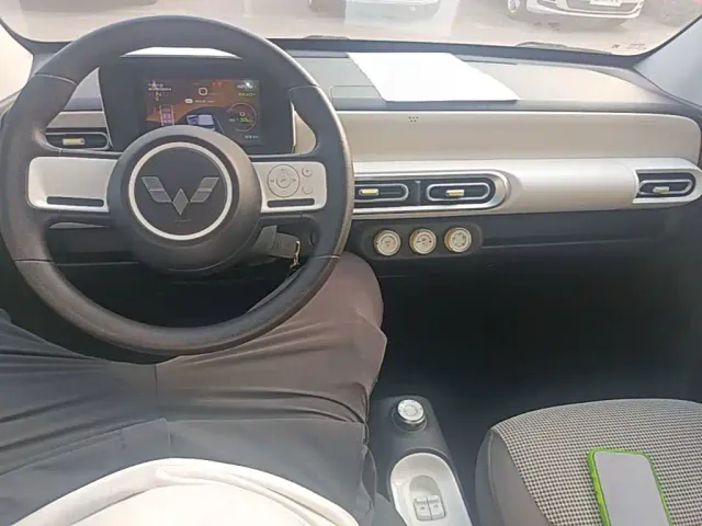 Wuling Hongguang Mini EV — Фото автомобиля 9
