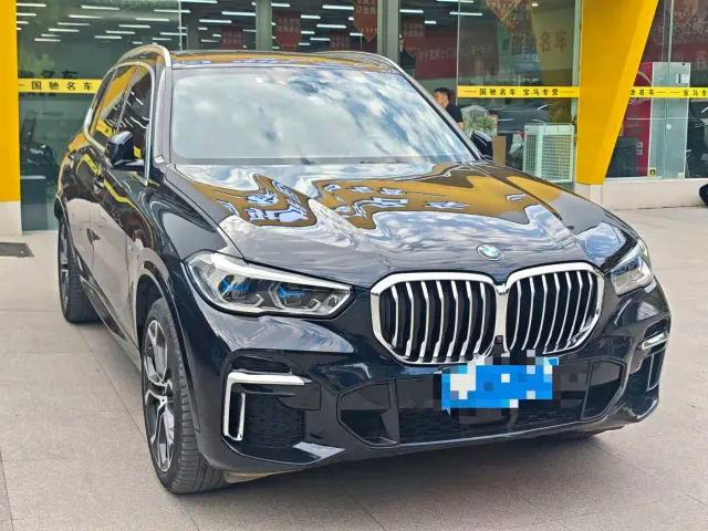 BMW X5 — Фото автомобиля 2