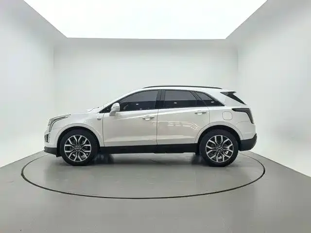 Cadillac XT5 — Фото автомобиля 7
