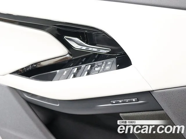 Land Rover Range Rover Evoque — Фото автомобиля 10