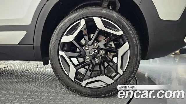 Kia Seltos New — Фото автомобиля 6