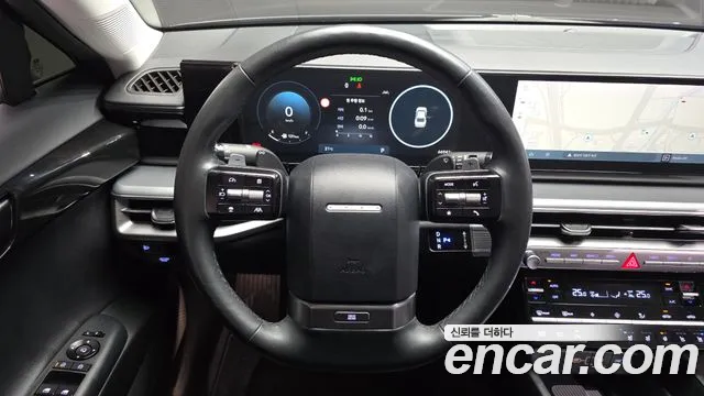 Hyundai Grandeur GN7 — Фото автомобиля 13