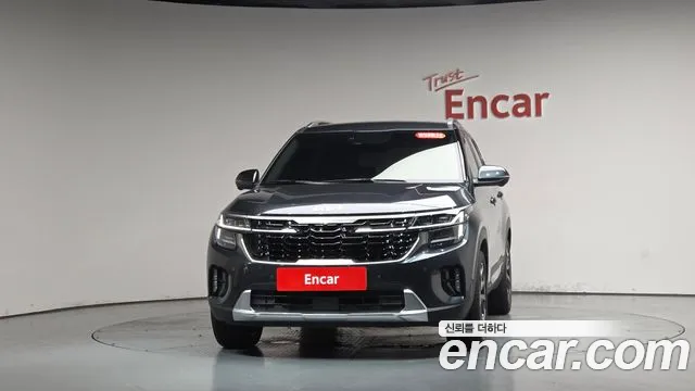 Kia Seltos Бензин 1.6 турбо 2WD — Фото автомобиля 3