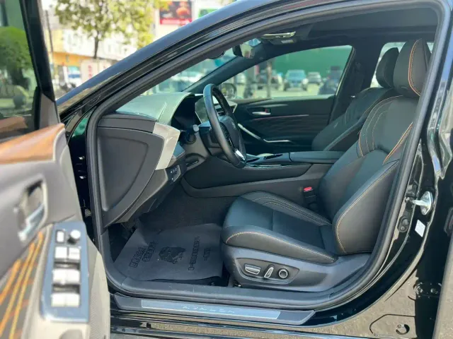 Toyota Avalon — Фото автомобиля 4