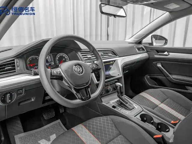 Volkswagen Lamando — Фото автомобиля 12