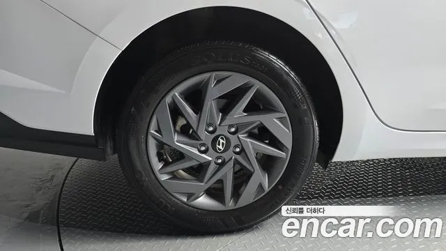 Hyundai Avante CN7 — Фото автомобиля 5