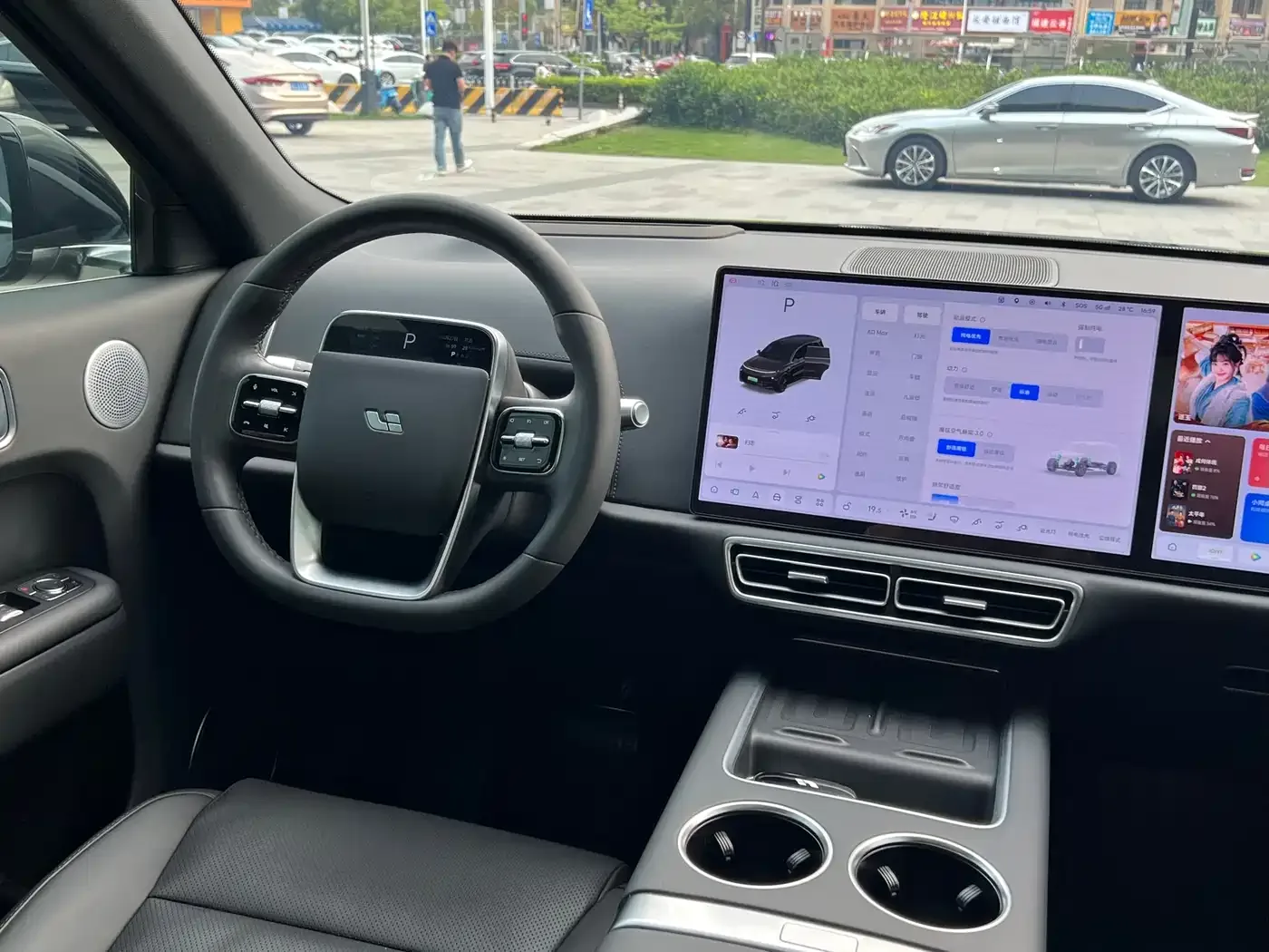 Li Auto Li Xiang L9 2024 Model Ultra — Фото автомобиля 12