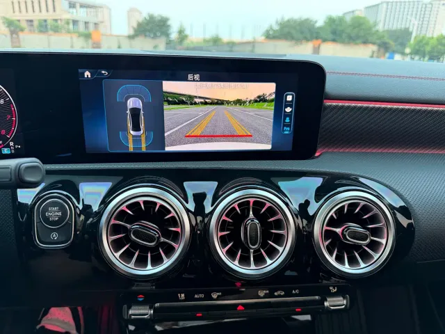 Mercedes-Benz A-Class — Фото автомобиля 13