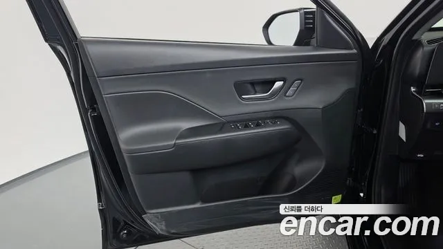 Hyundai Kona SX2 — Фото автомобиля 13