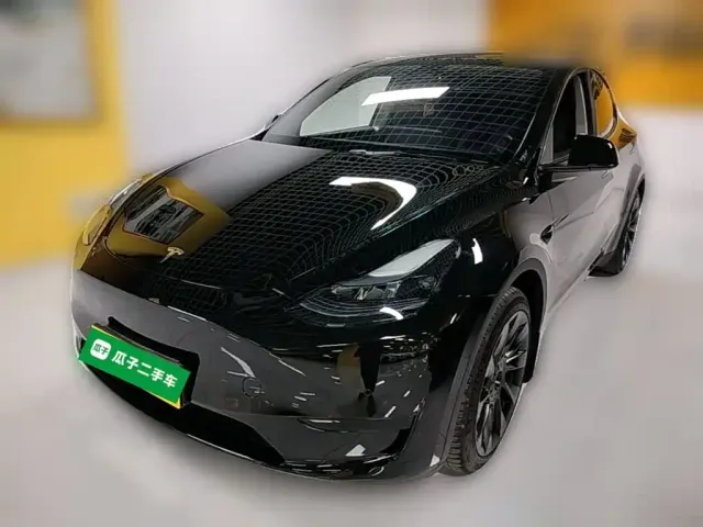 Фотография автомобиля — Tesla Model Y