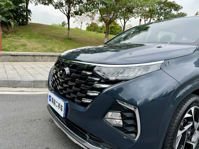 Hyundai Custo — Фото автомобиля 4