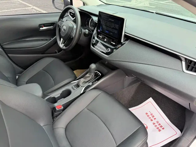 Toyota Corolla — Фото автомобиля 8