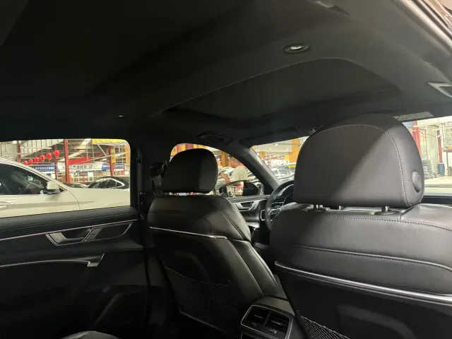Audi A6L — Фото автомобиля 10