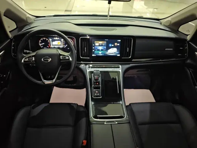 GAC Trumpchi M8 — Фото автомобиля 9