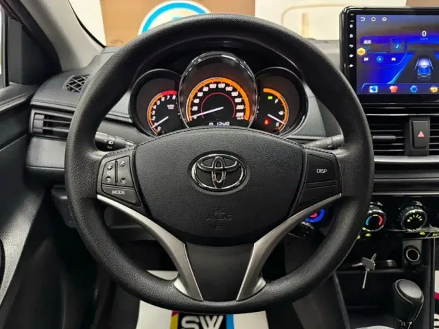 Toyota YARiS L Zhi Xuan 2022 1.5L CVT Luxury PLUS Edition — Фото автомобиля 11