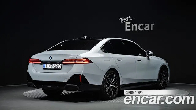 BMW 5-Series 5 серия (G60) 530i xDrive M Sport — Фото автомобиля 2