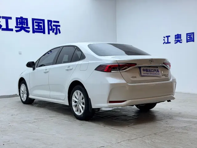 Toyota Corolla — Фото автомобиля 22