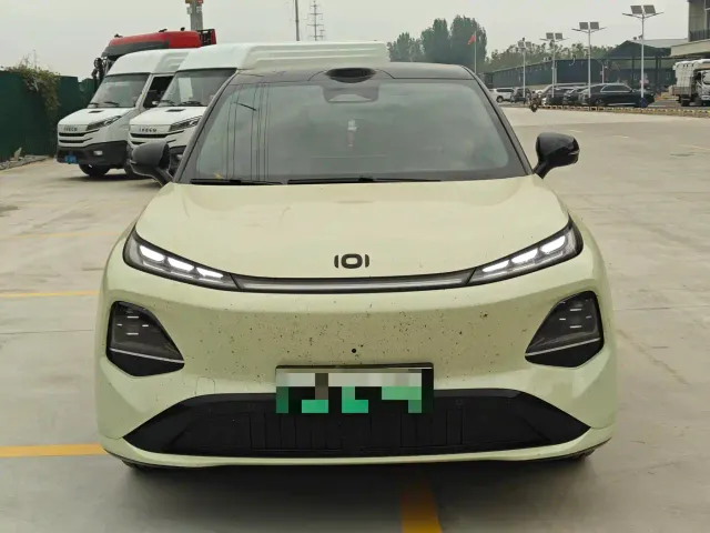 Changan Qiyuan Q05 — Фото автомобиля 2